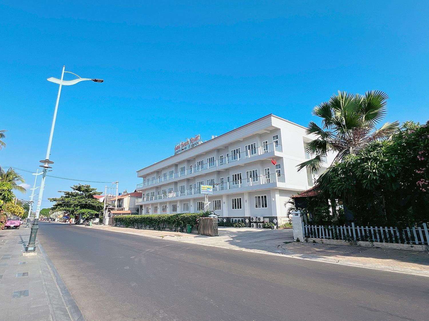 Sand Beach Resort