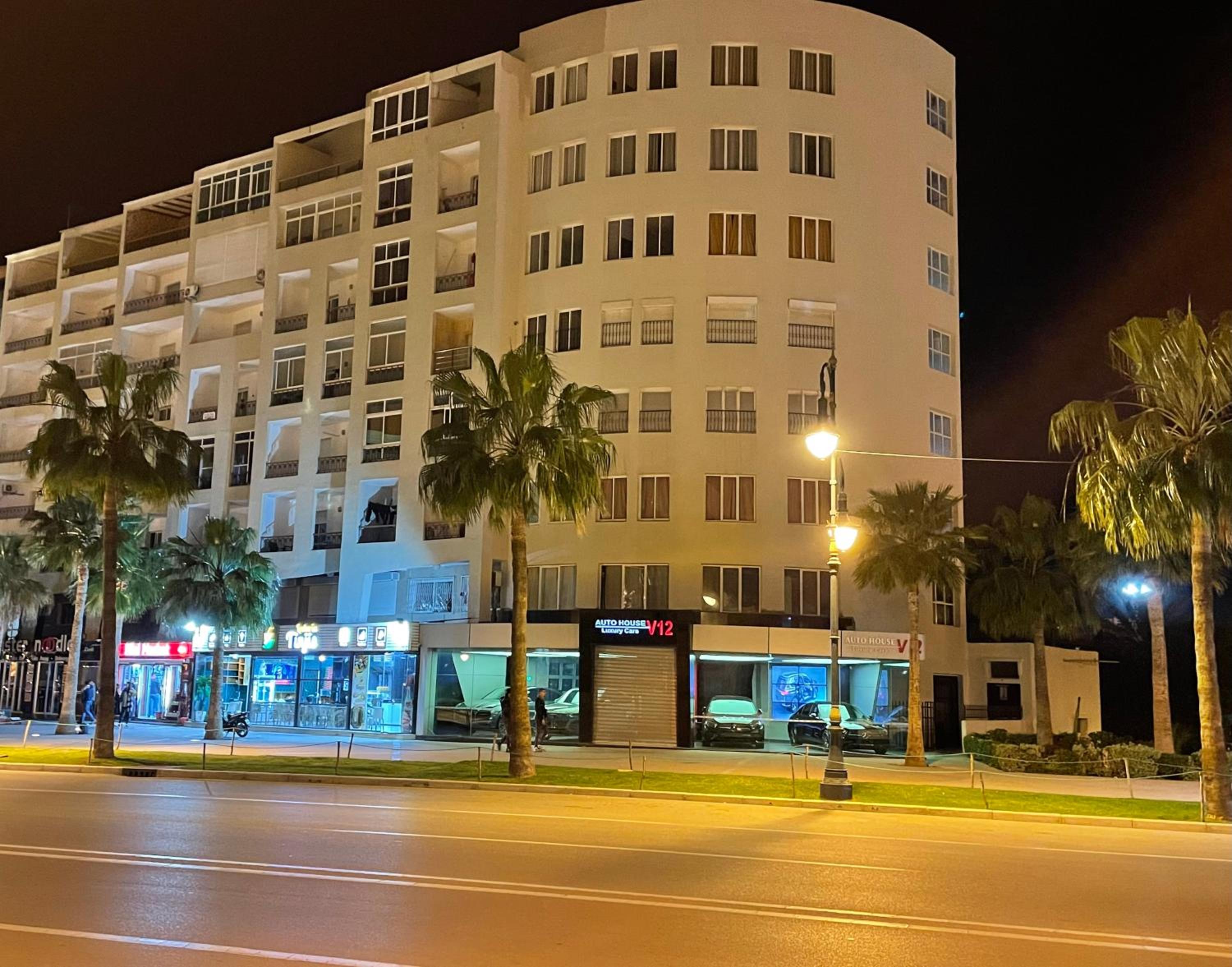 Hotel Ocean Breeze Malabata Appartement - Image 1