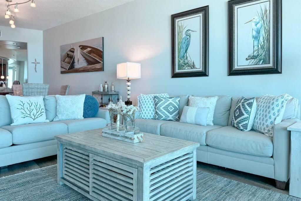 Bella Luna 708 - Luxe 7th floor Walk to Flora-Bama Marina 2 Bed 2 Bath view 3