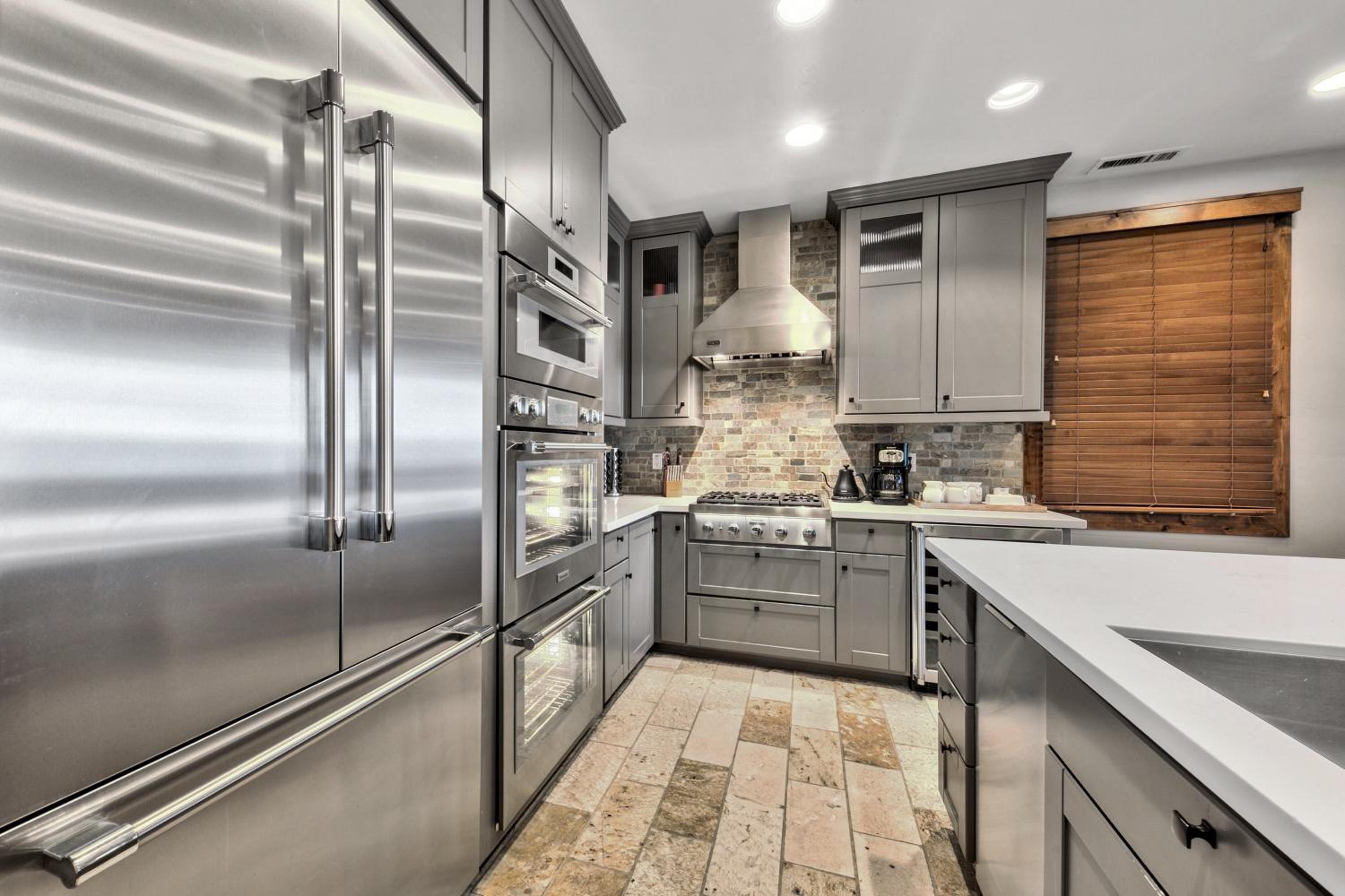 Lake Tahoe Vacations - The PEAK Everest 14 - The Ultimate in Lakefront Luxury - Property Image 42