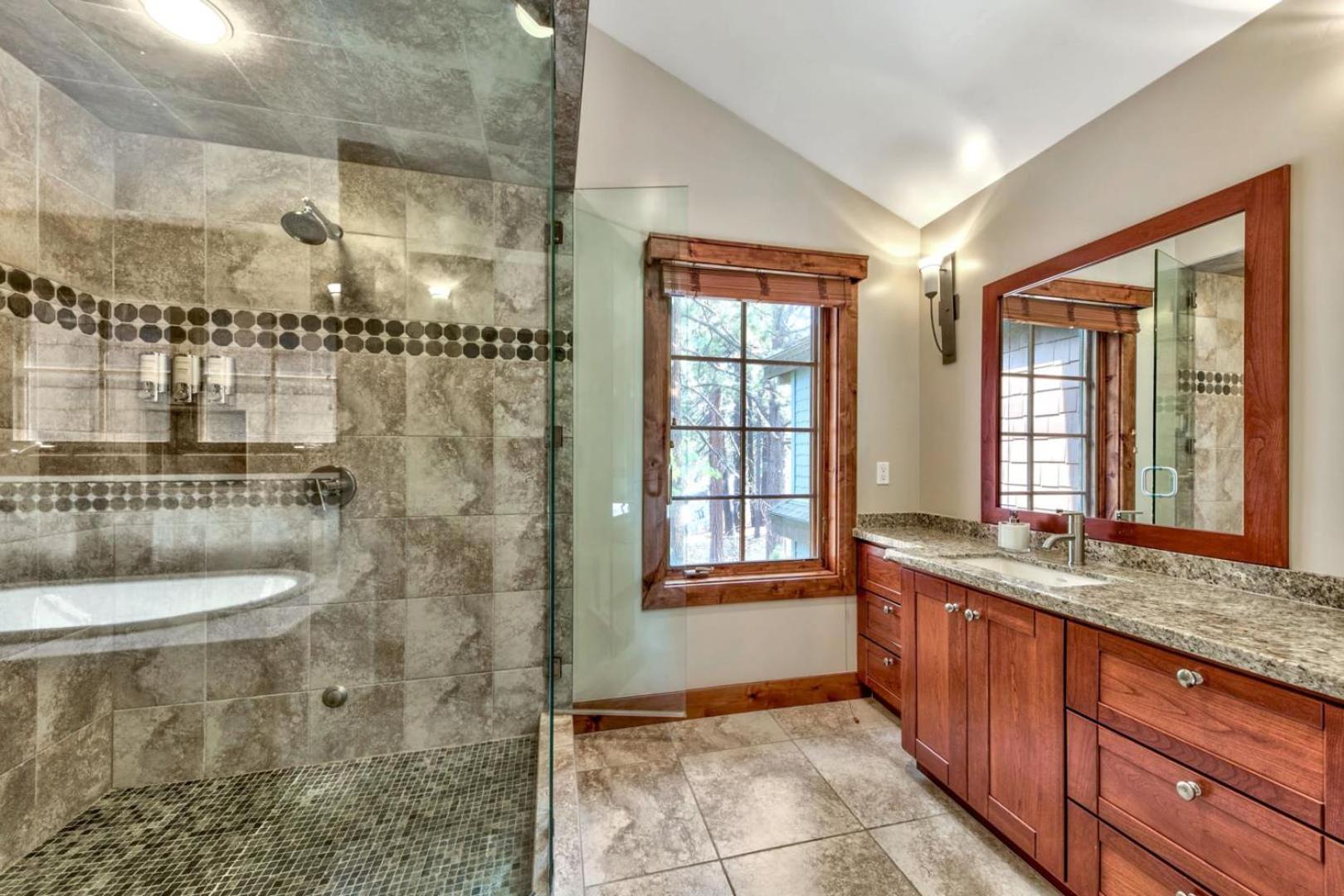 Lake Tahoe Vacations - The PEAK Everest 14 - The Ultimate in Lakefront Luxury - Property Image 54