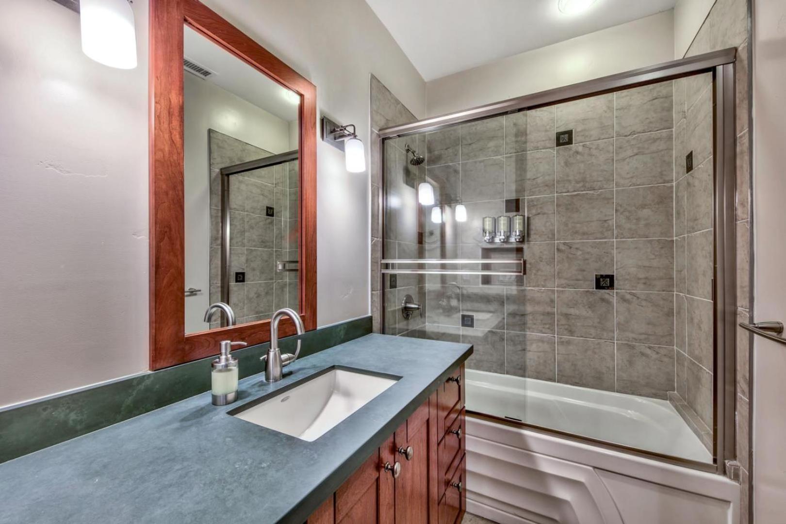 Lake Tahoe Vacations - The PEAK Everest 14 - The Ultimate in Lakefront Luxury - Property Image 3