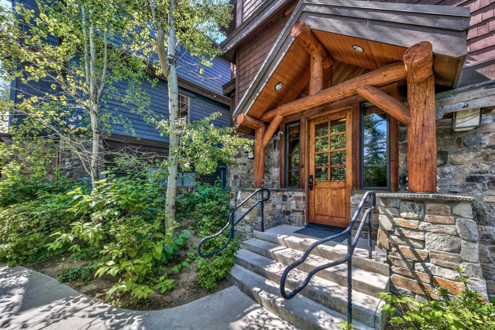Lake Tahoe Vacations - The PEAK Everest 14 - The Ultimate in Lakefront Luxury - Property Image 8