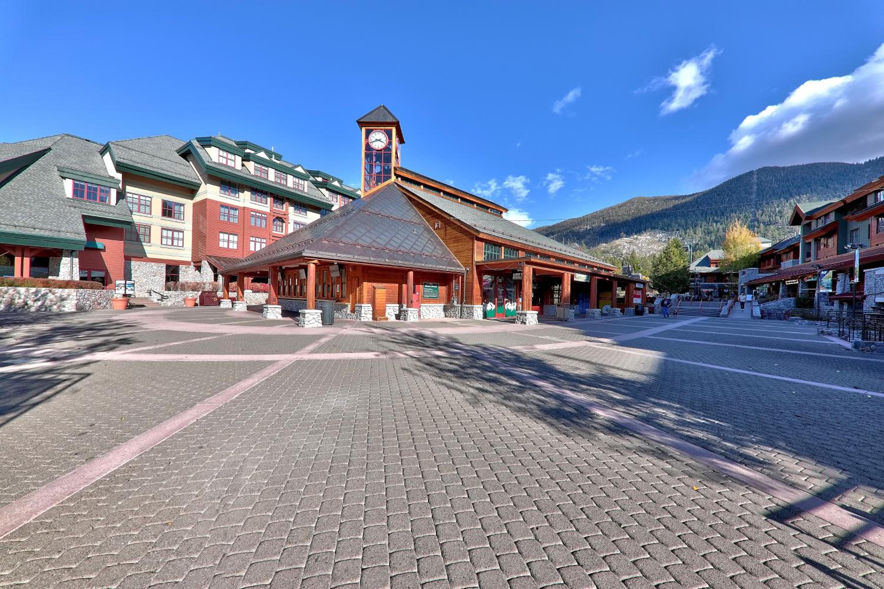 Lake Tahoe Vacations - The PEAK Everest 14 - The Ultimate in Lakefront Luxury - Property Image 23