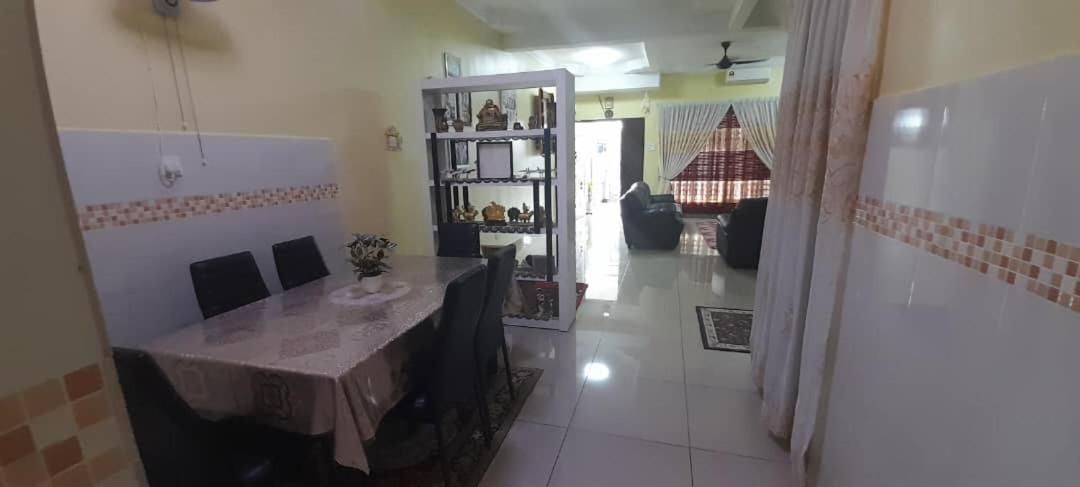 Homestay Bandar Putera 2 Klang photo 1