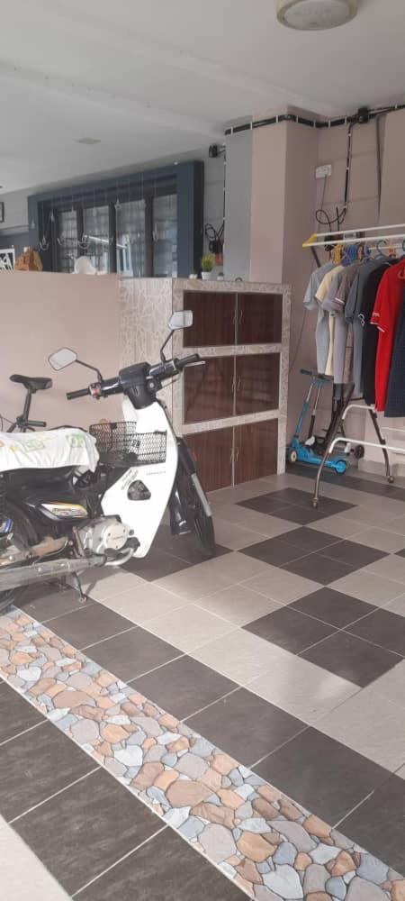 Homestay Bandar Putera 2 Klang photo 2