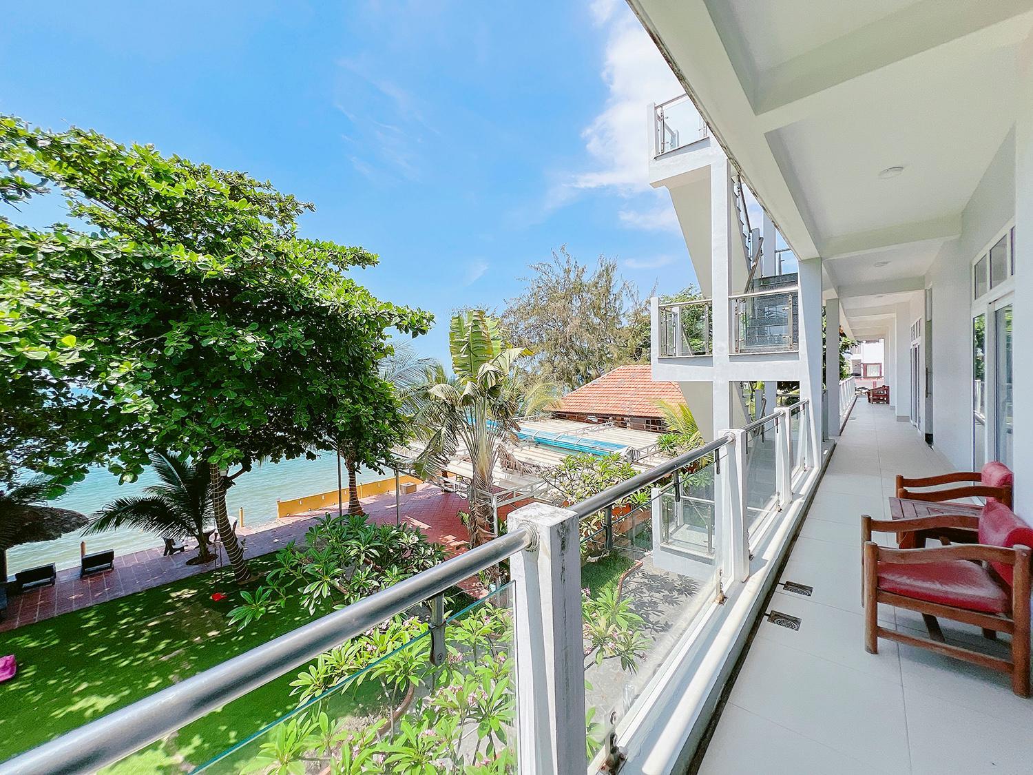 Sand Beach Resort
