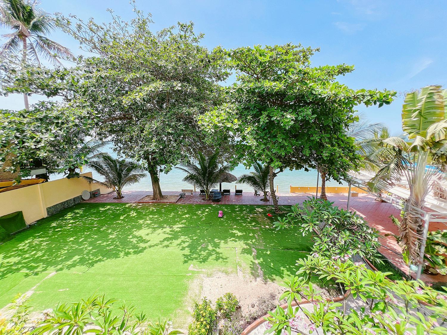 Sand Beach Resort