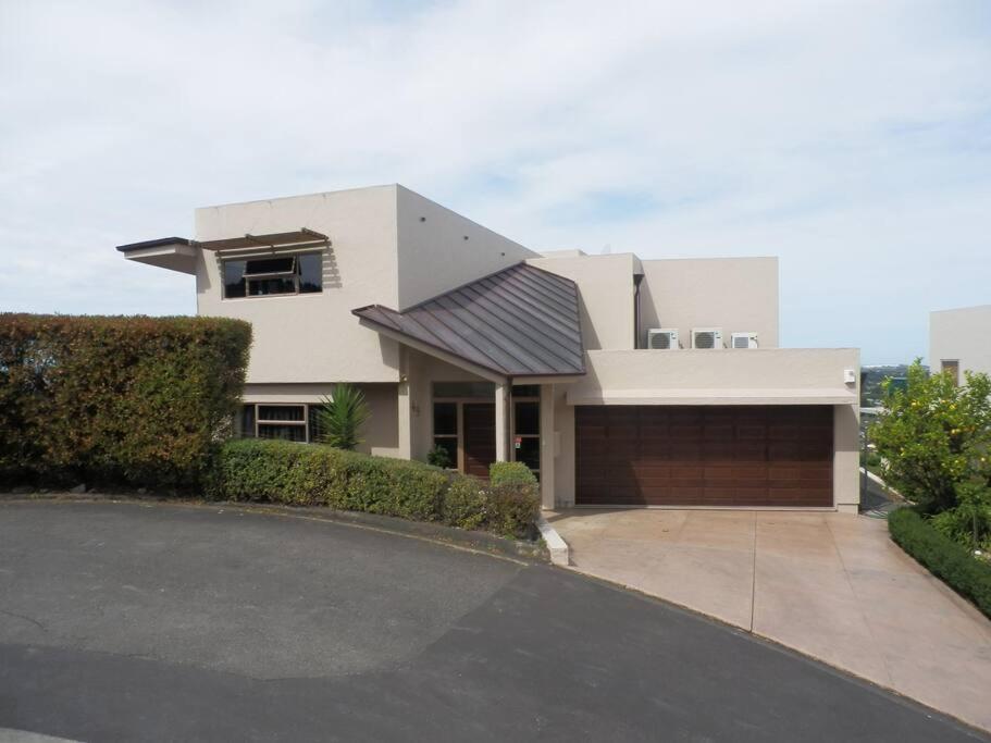 Napier Vacations - The Rise - Property Image 1