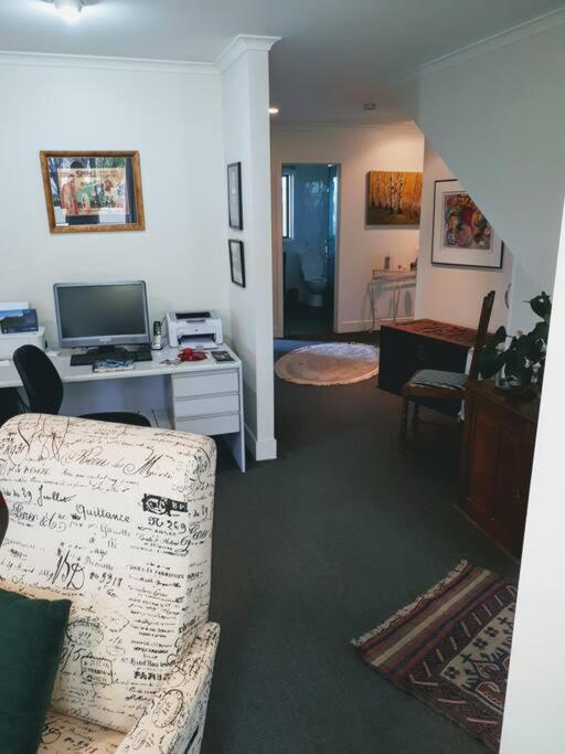 Napier Vacations - The Rise - Property Image 11