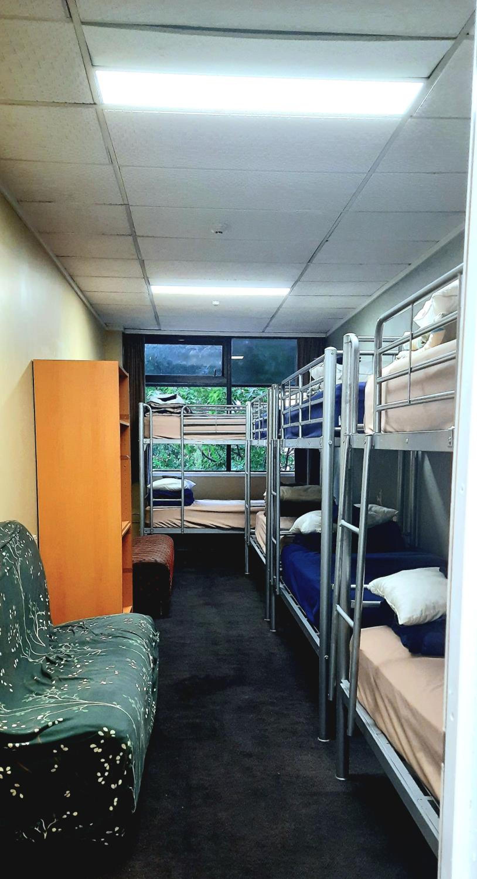 Silverfern Backpackers