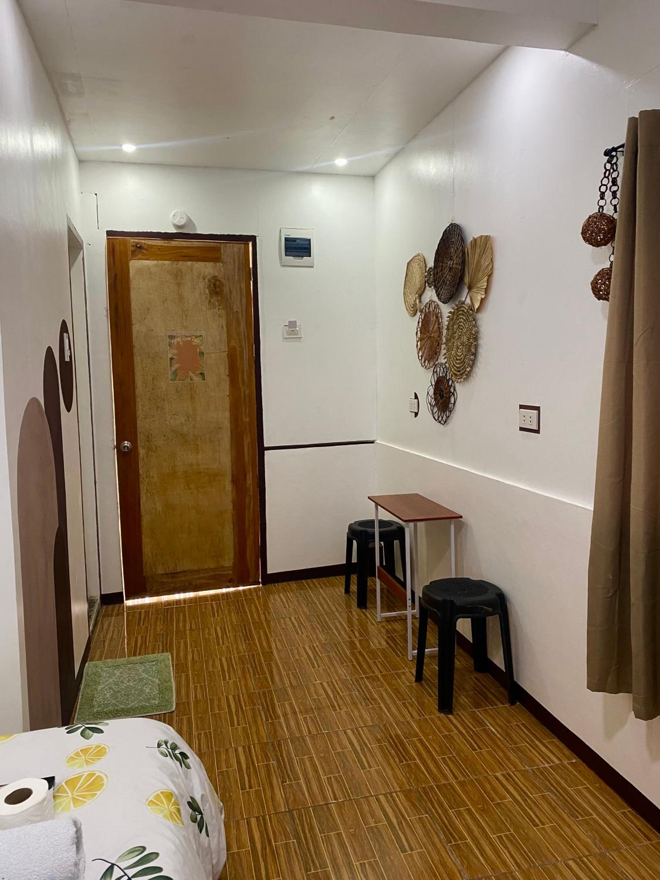 Moalboal Panagsama beach TopBudz Hostel