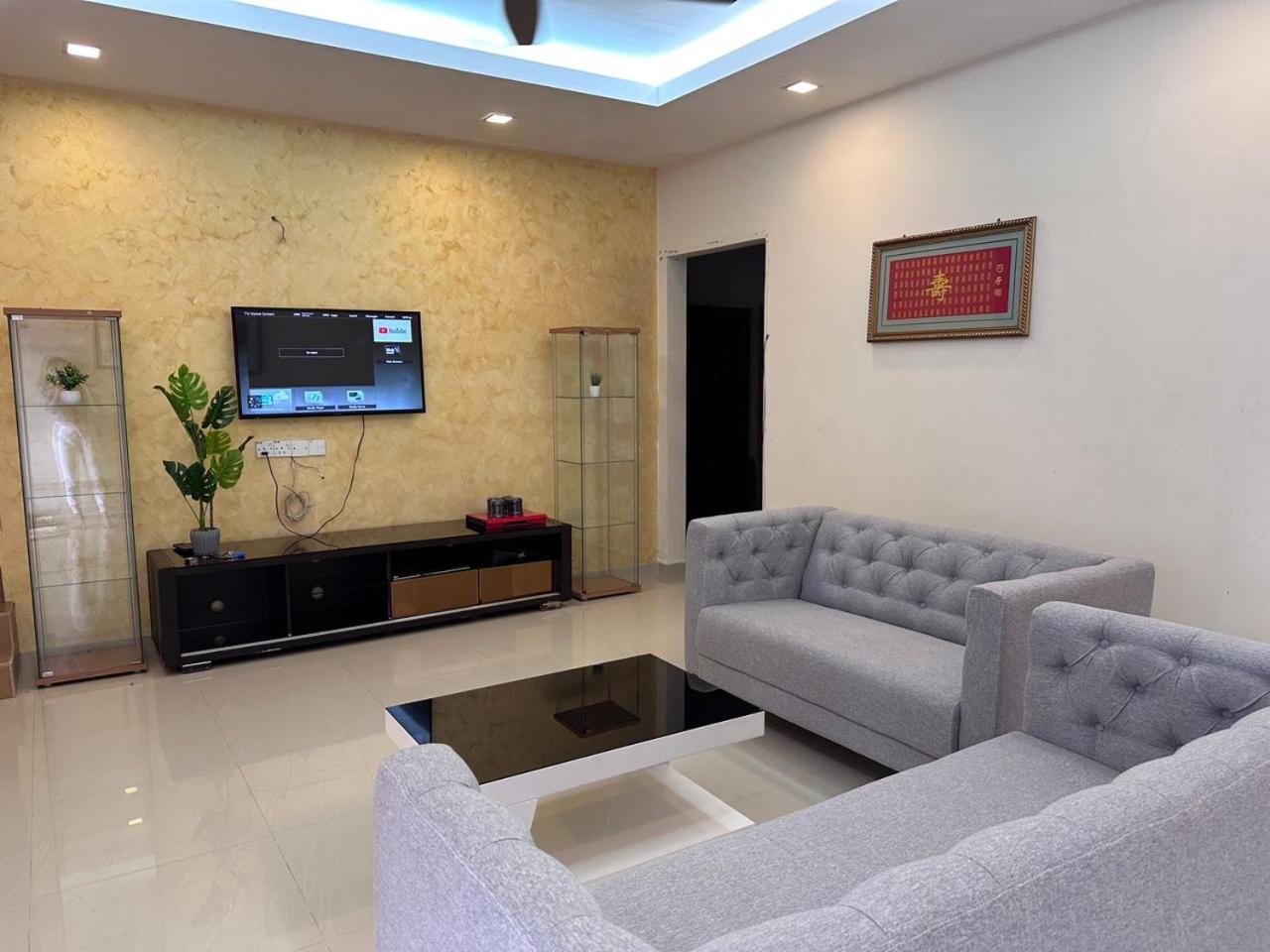 Desa Tebrau 1 Near IKEA Toppen PeiKin Long Sing HeLiXuan Restaurant
