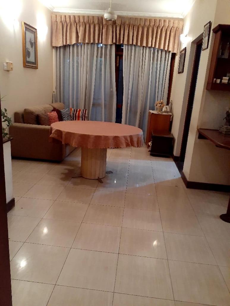 Negombo Holiday Home