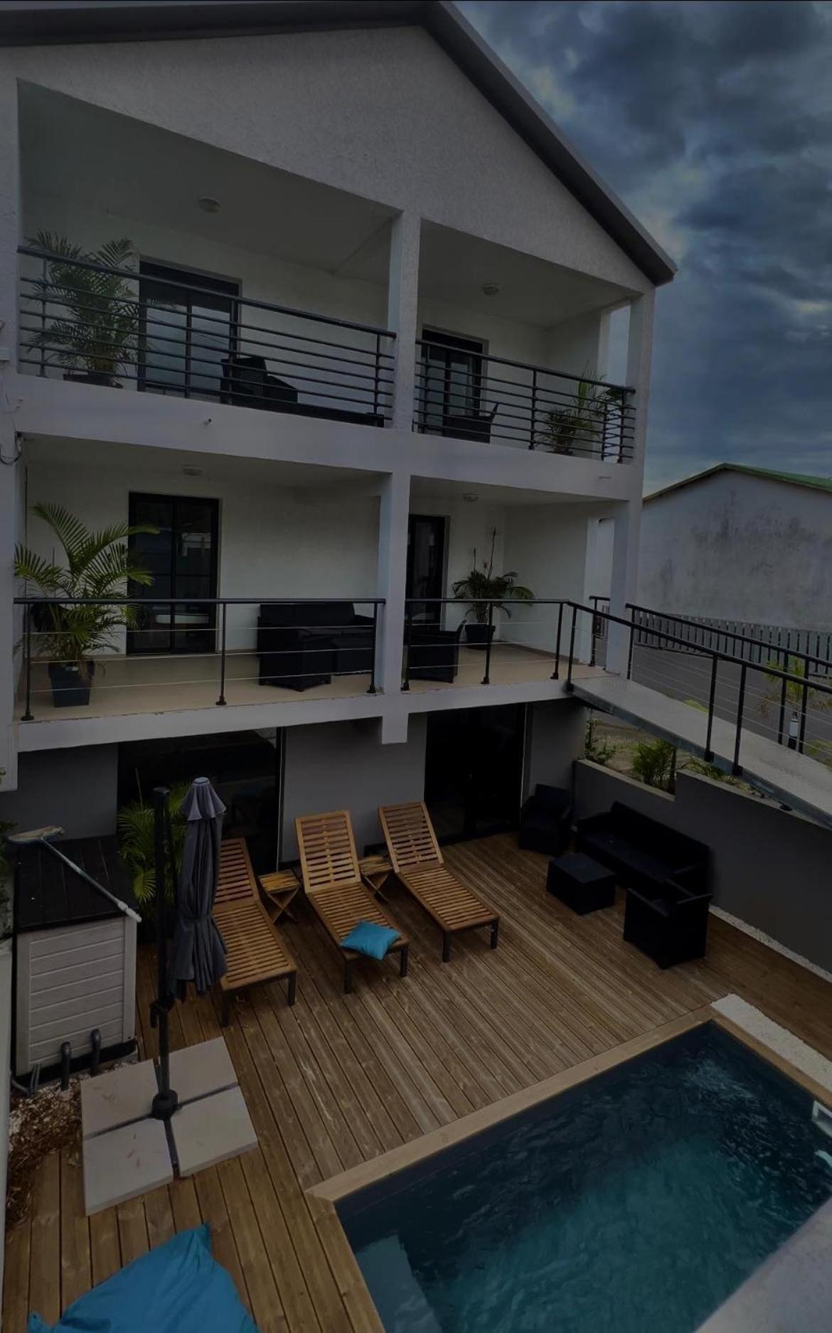 ZOT CHEZ ZOT view 4