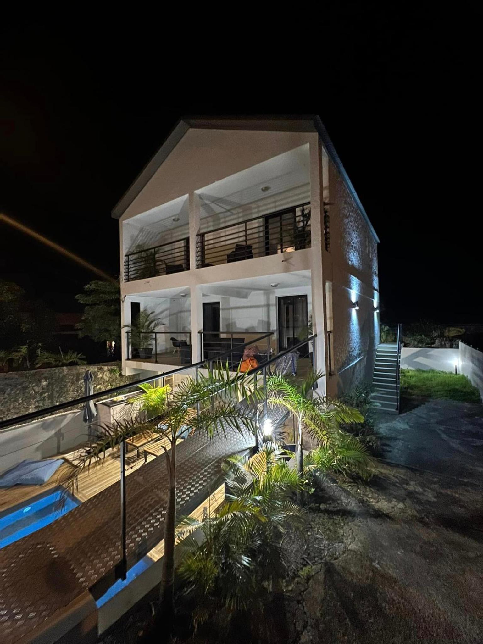 ZOT CHEZ ZOT view 3