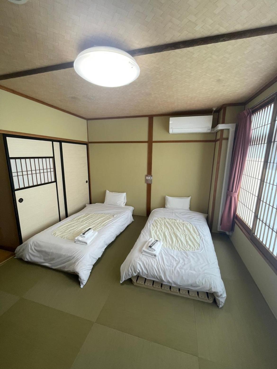 KOMOREBI HOSTEL-your cozy place-
