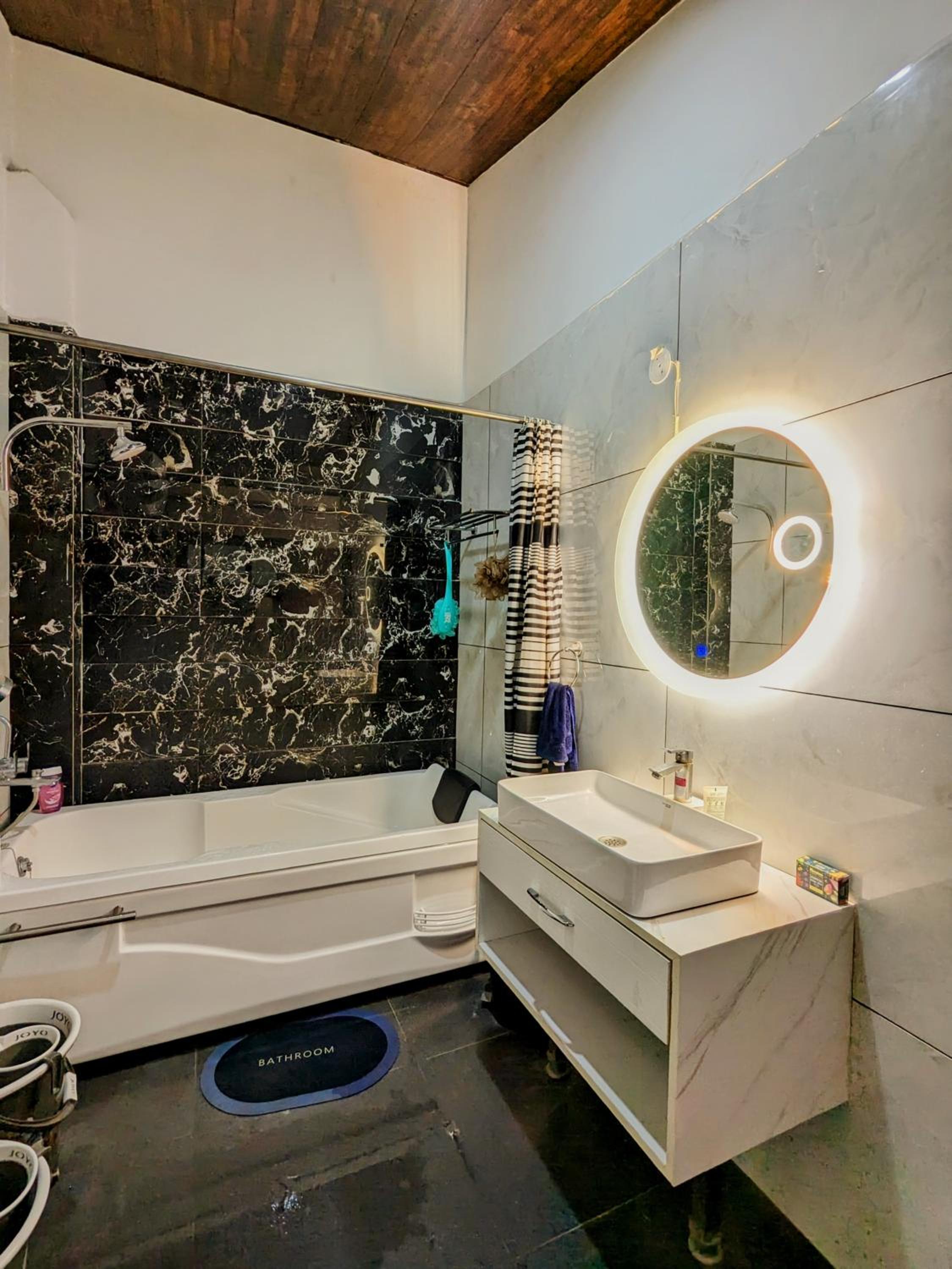 Kavi's Vacation Homes - Peaceful stay in sainj valley view 2