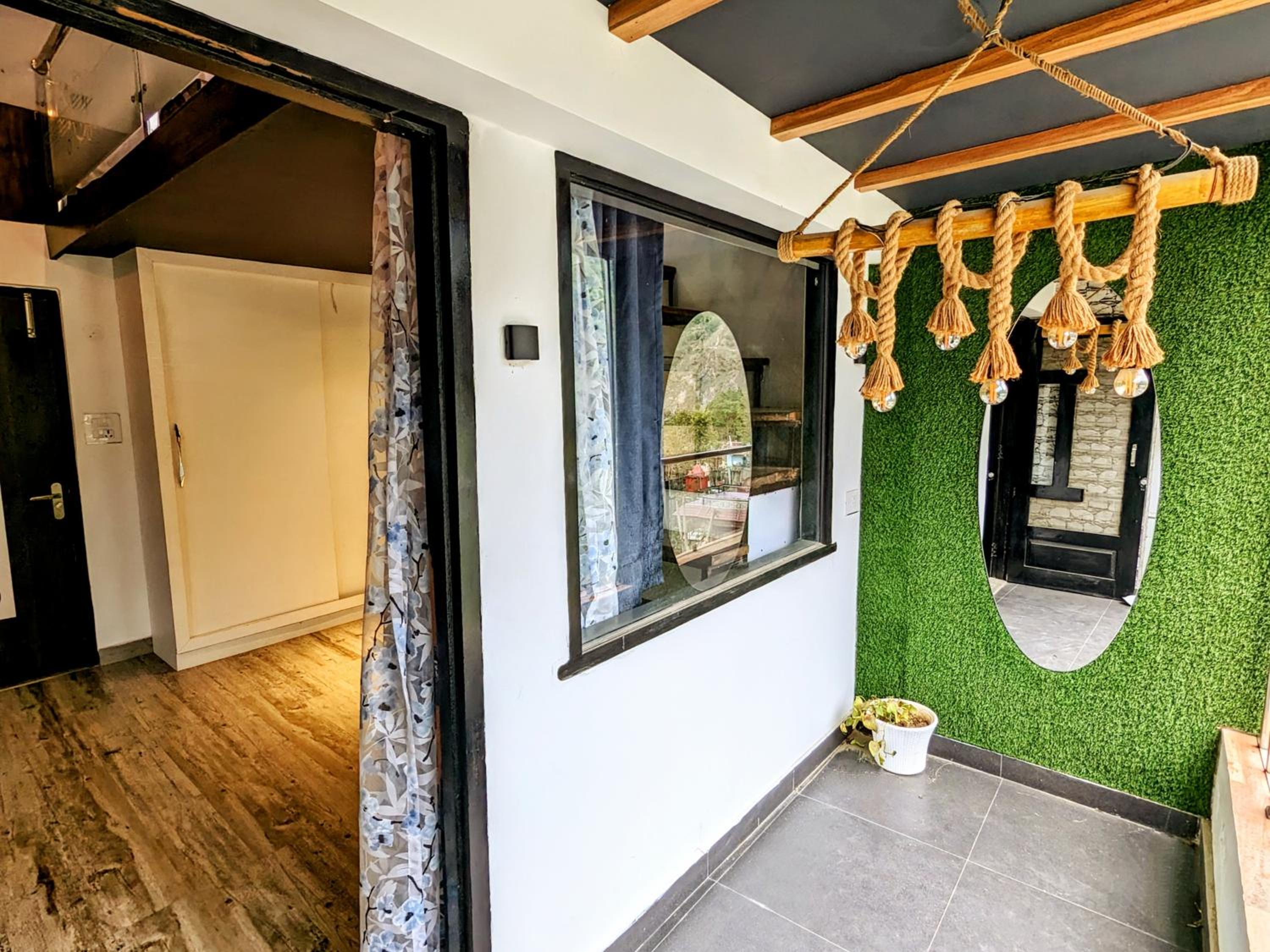 Kavi's Vacation Homes - Peaceful stay in sainj valley view 5