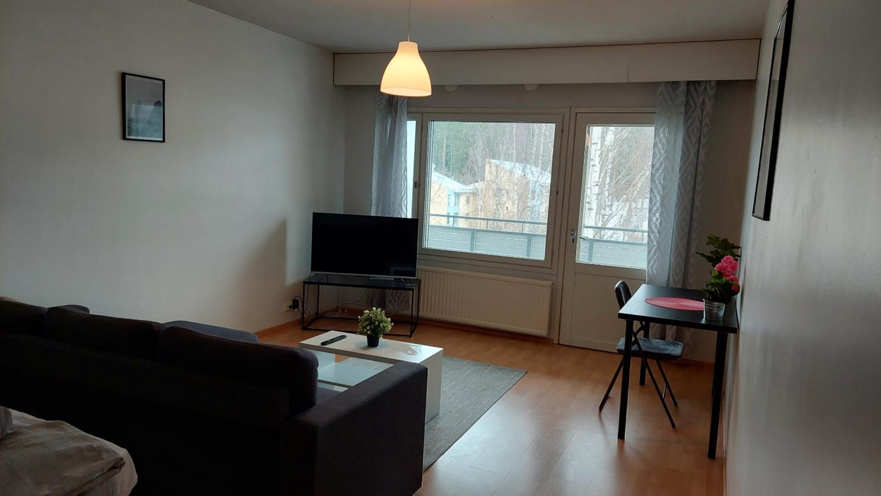 Kotimaailma Apartments Polttolinja 27