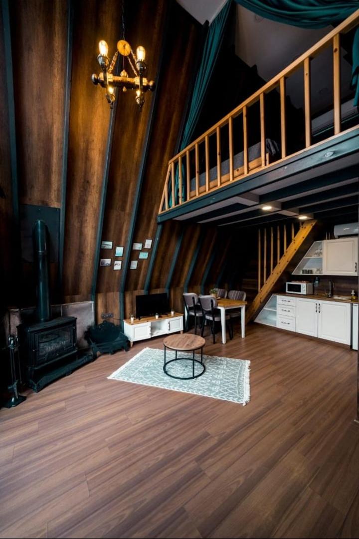 SAPANCA KIYI BUNGALOV&CAFE