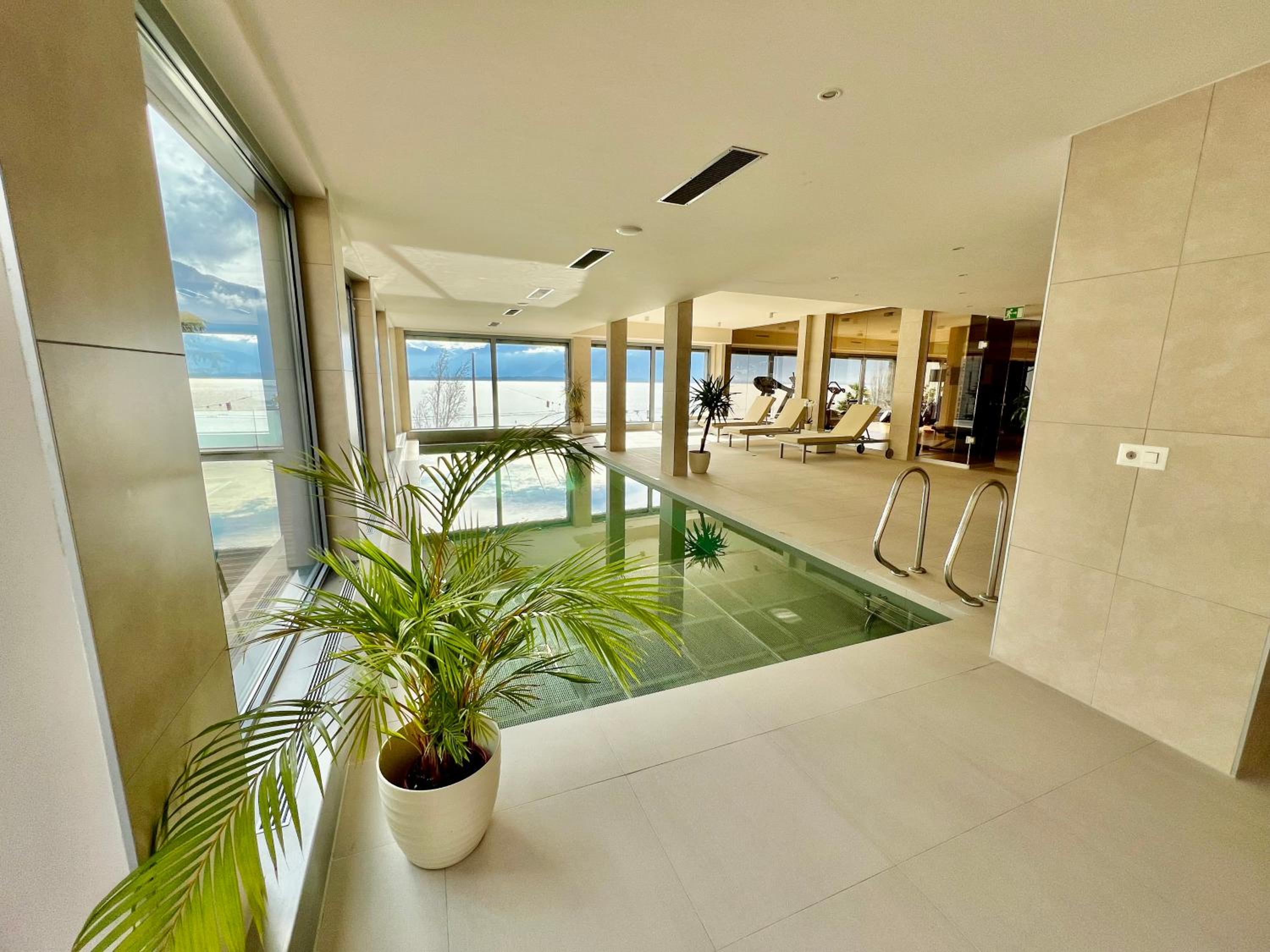 Spa luxury app for 2 or 4 pers centre lac view