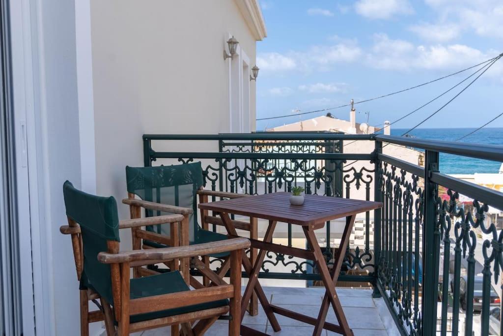 Panormo apartment Nukaki