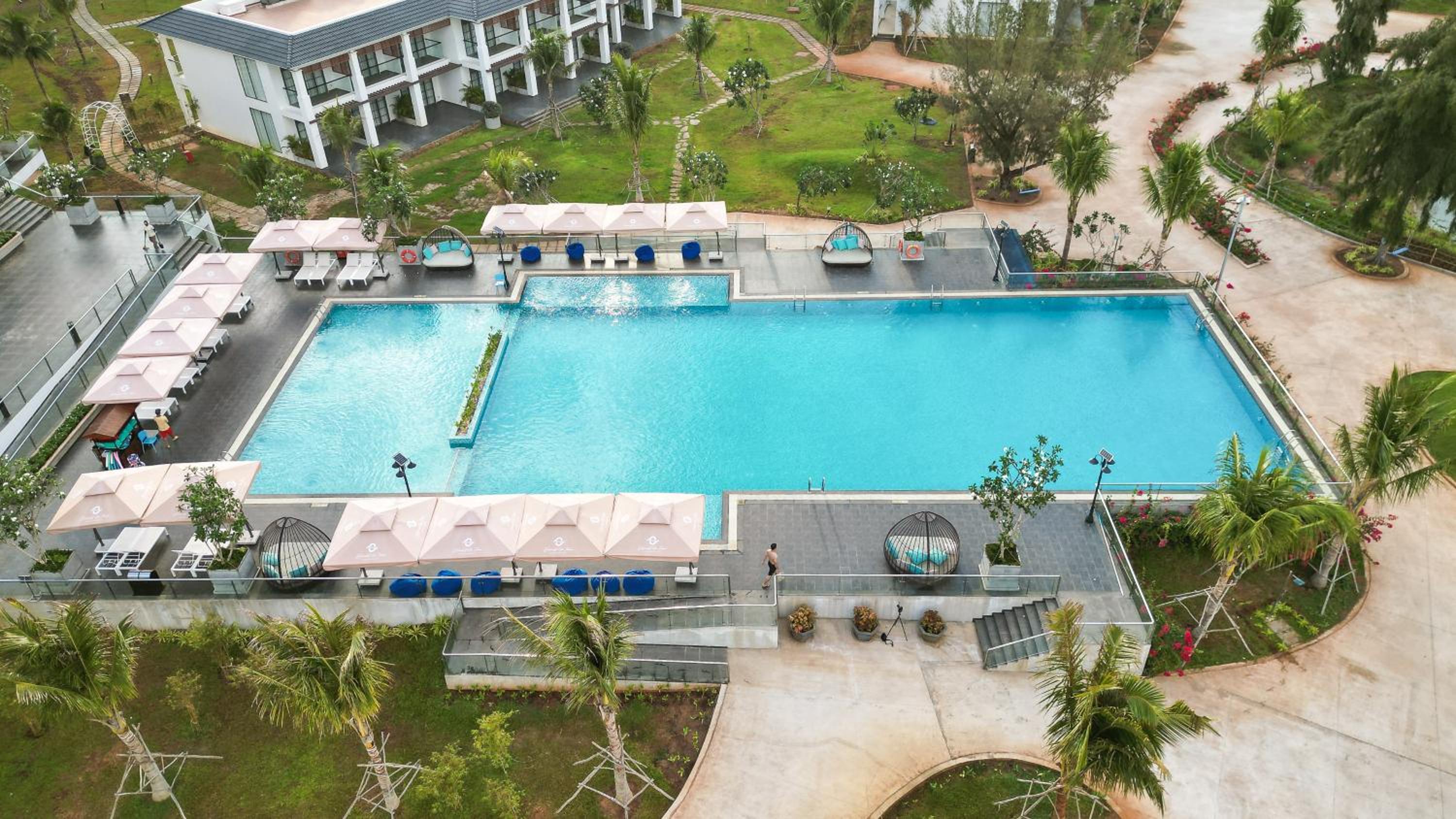 Emerald Ho Tram Resort view 4