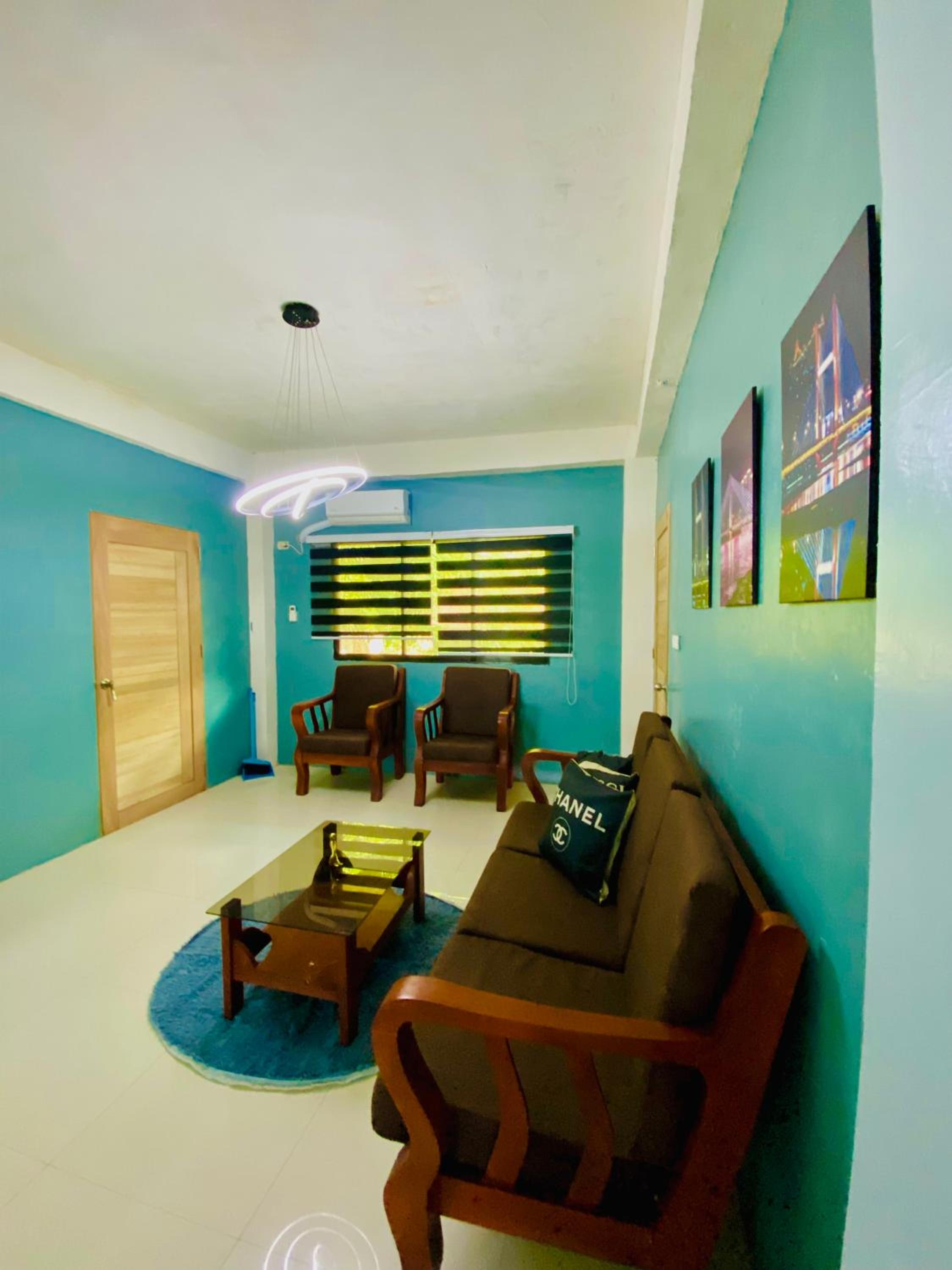 Jhong Apartment