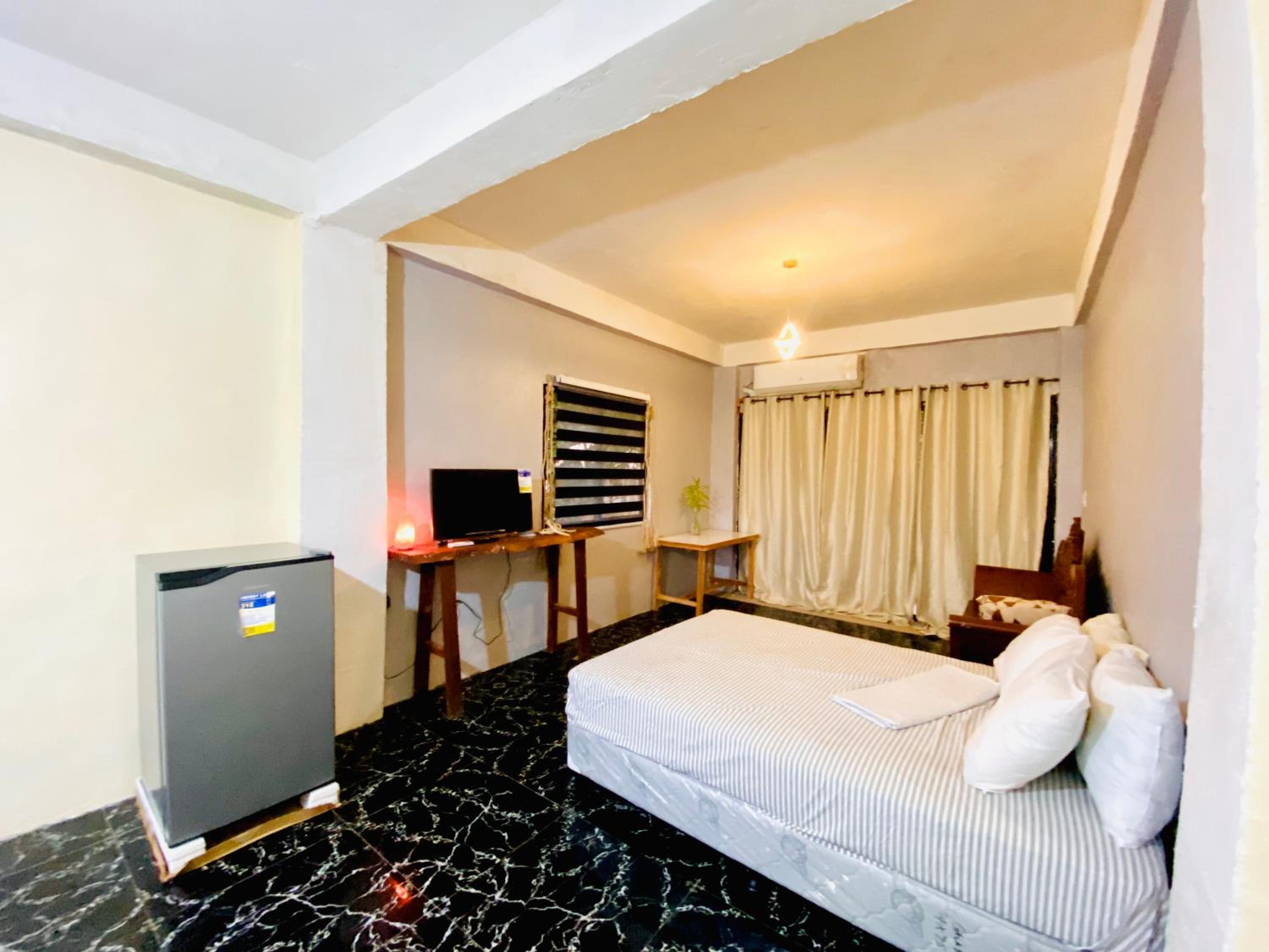 Jhong Apartment