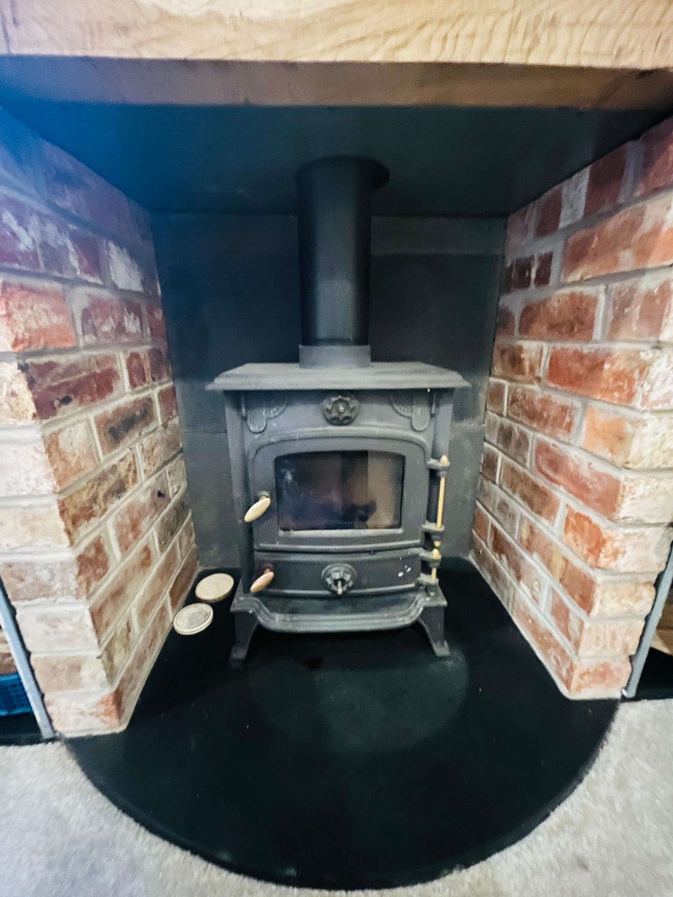 Entire 3 bedroom coach house view 4