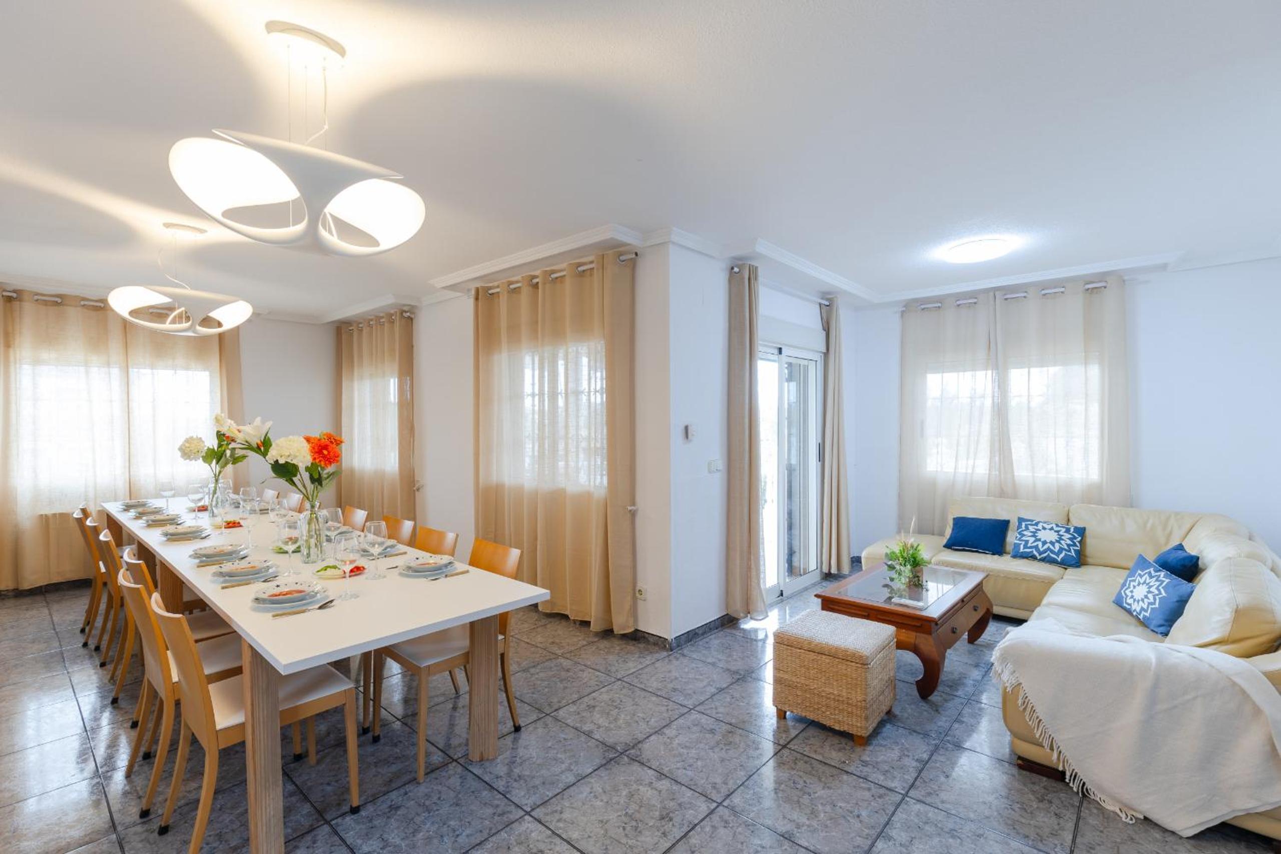 Fidalsa White House Premium view 3