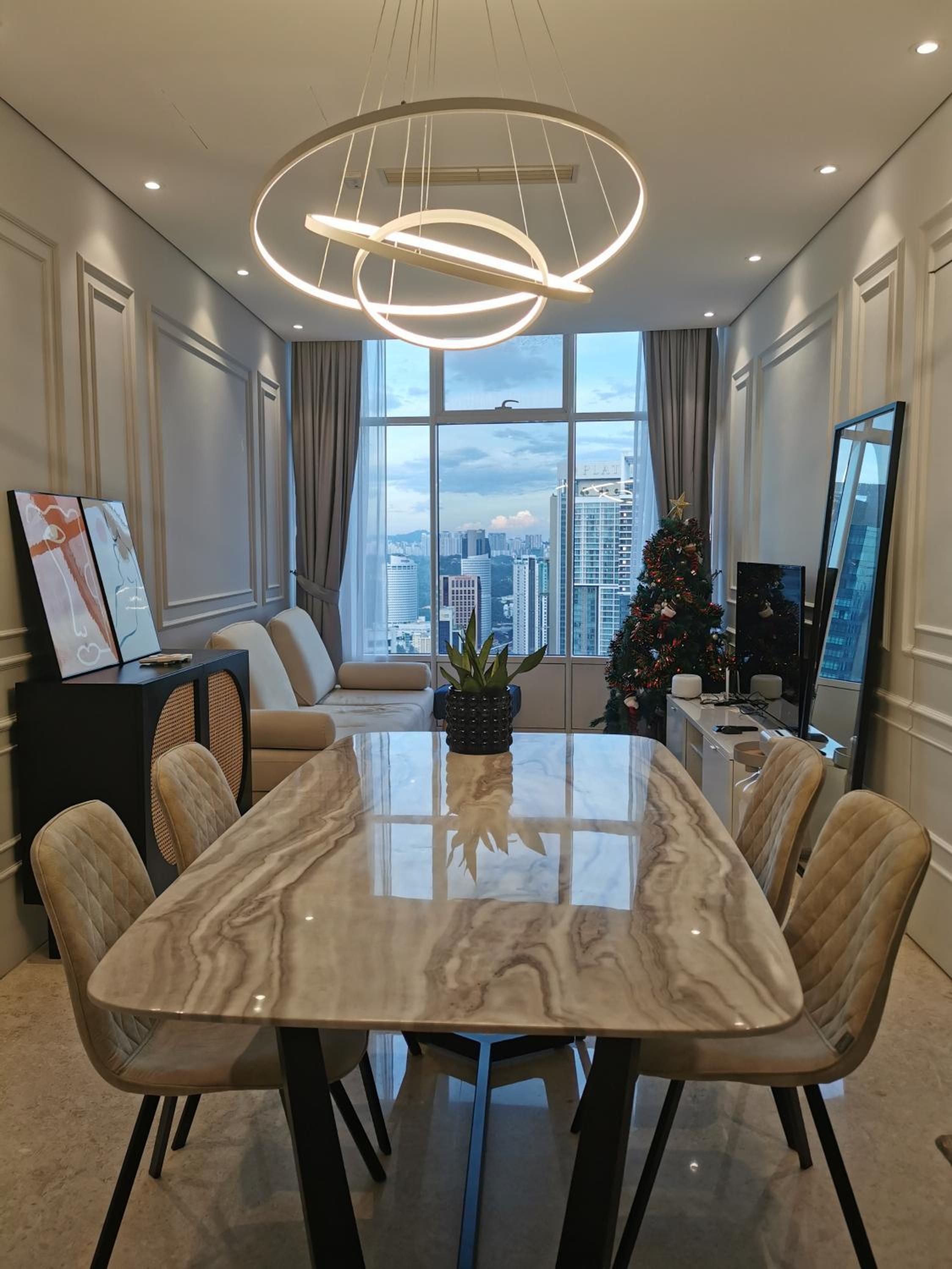 Sky Suites KLCC 3min walk to Twin Tower