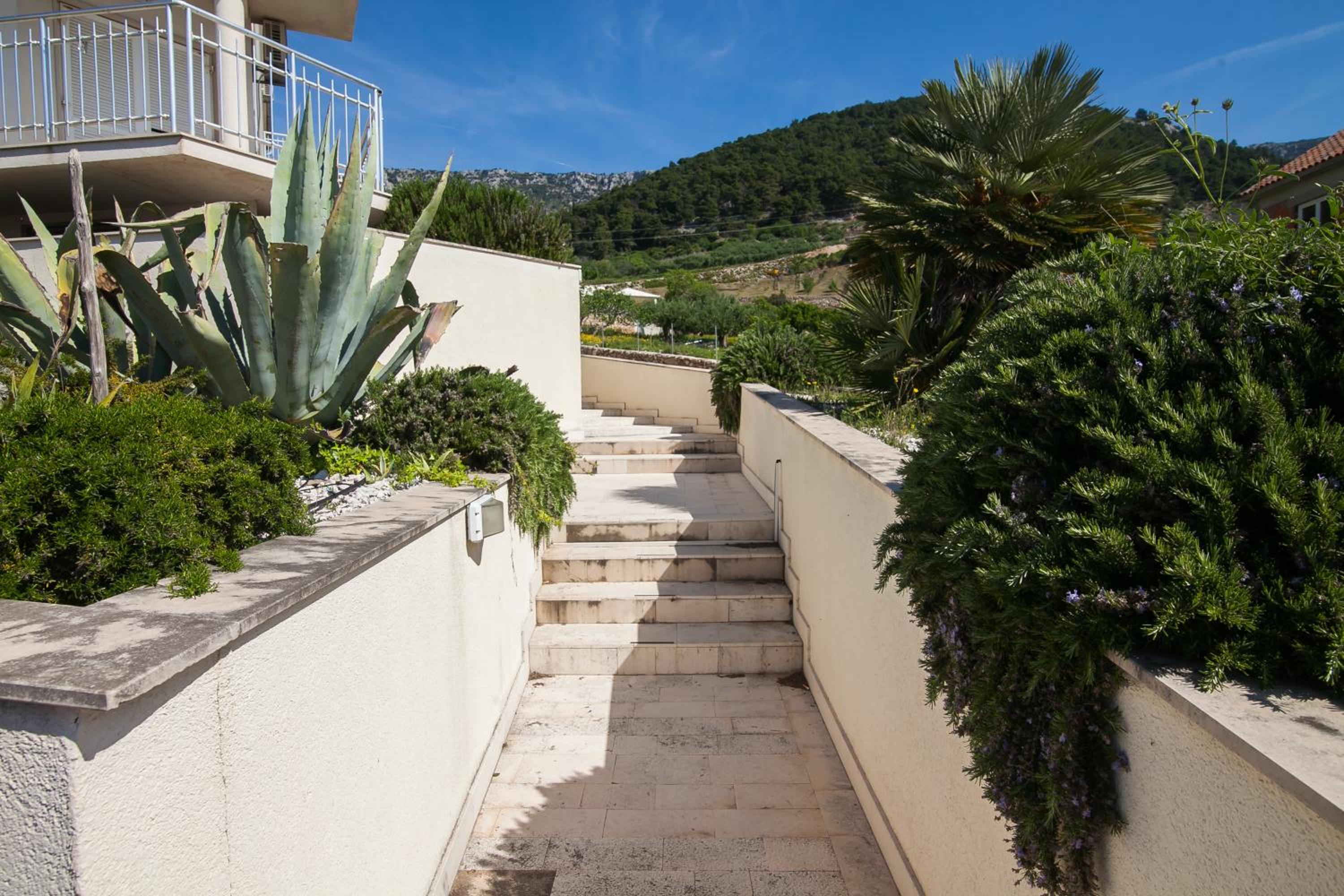 Brattia Studio Apartment view 5
