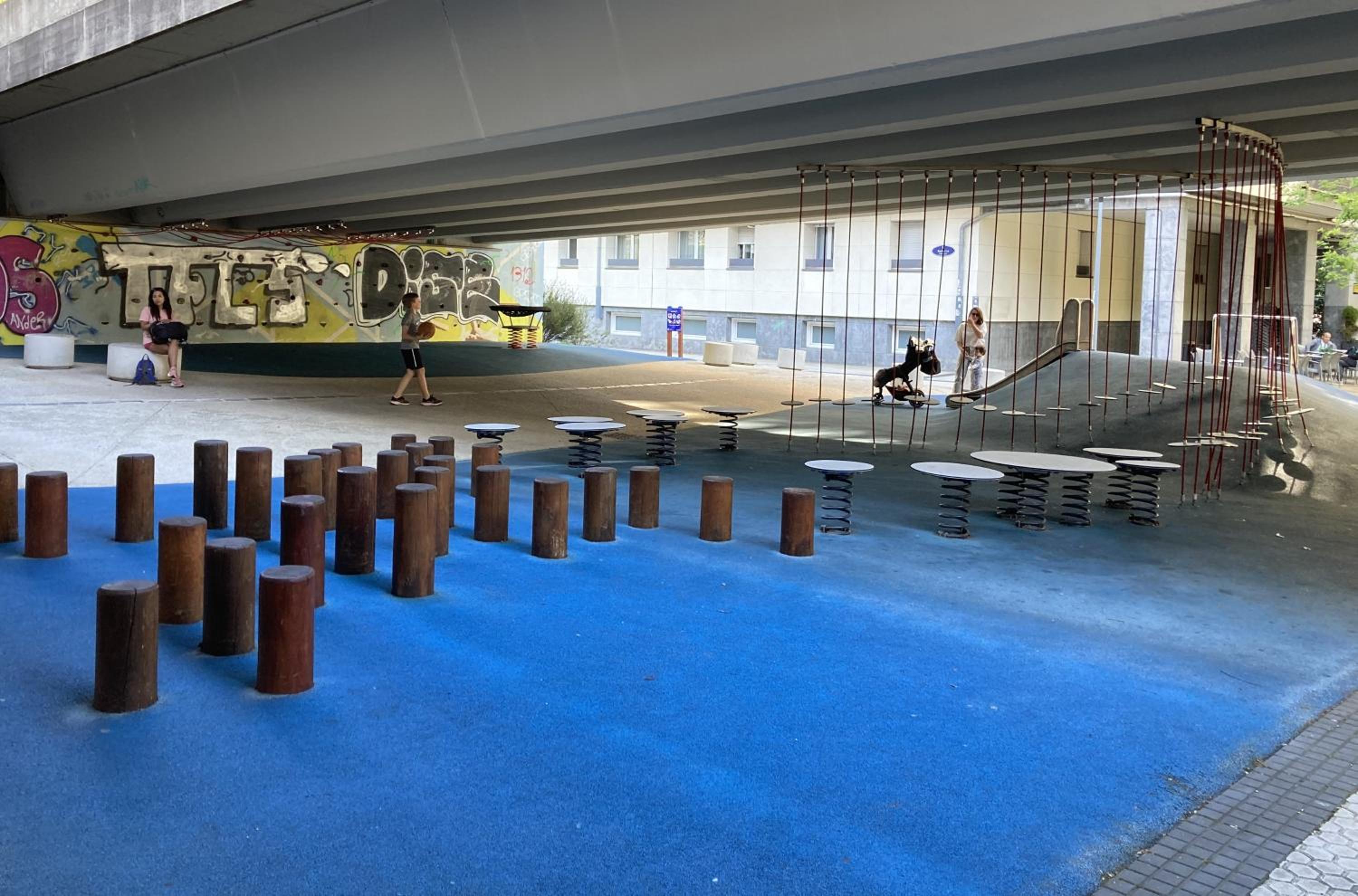 Amara Tower 14 photo 5