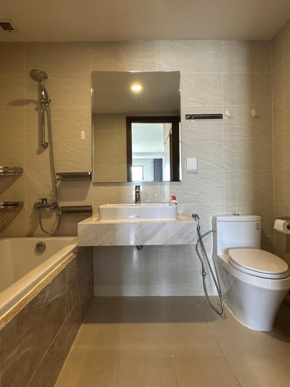 Highend SaigonRoyal 2BR 2WC CityView near BenThanh