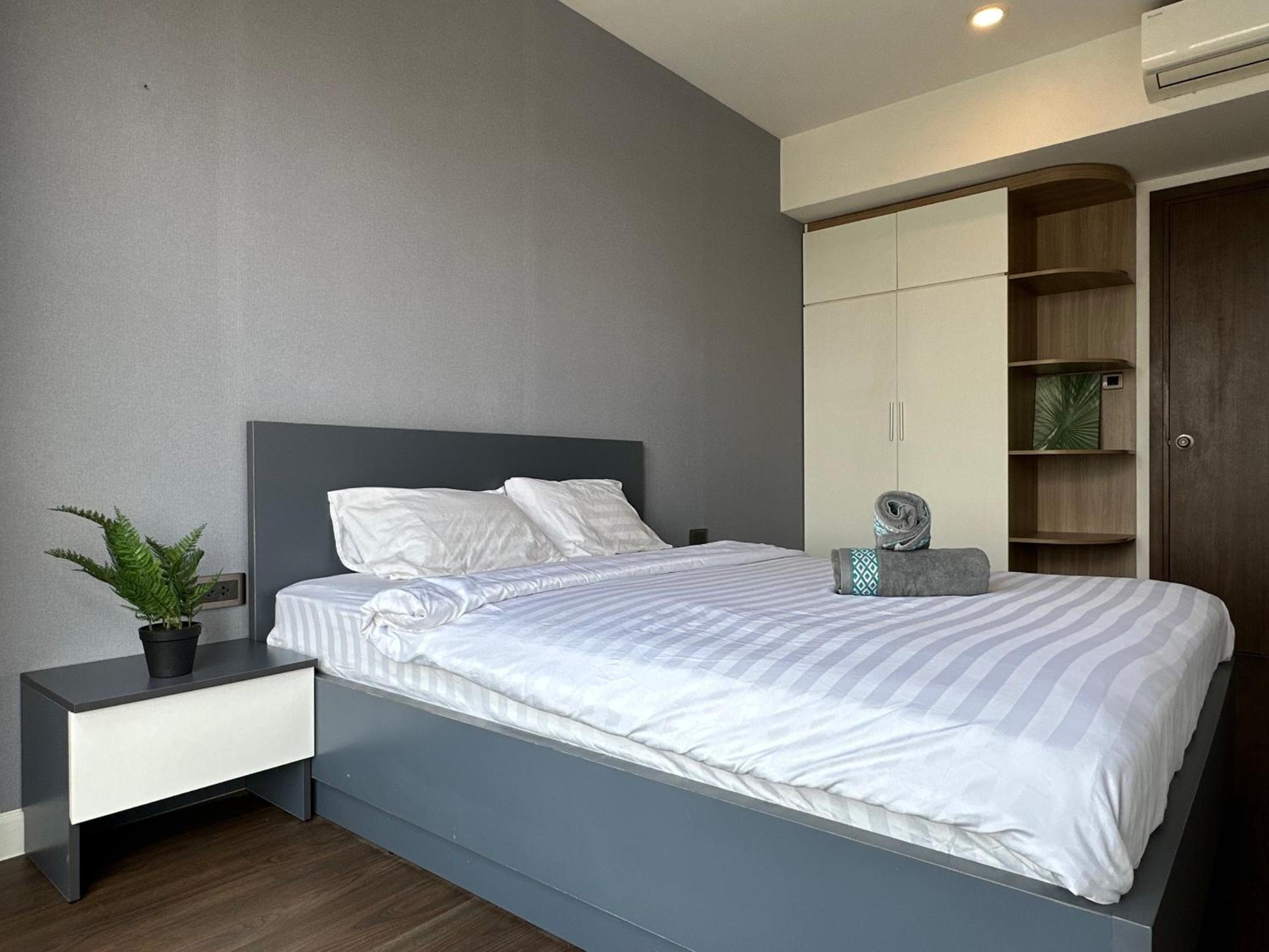 Highend SaigonRoyal 2BR 2WC CityView near BenThanh