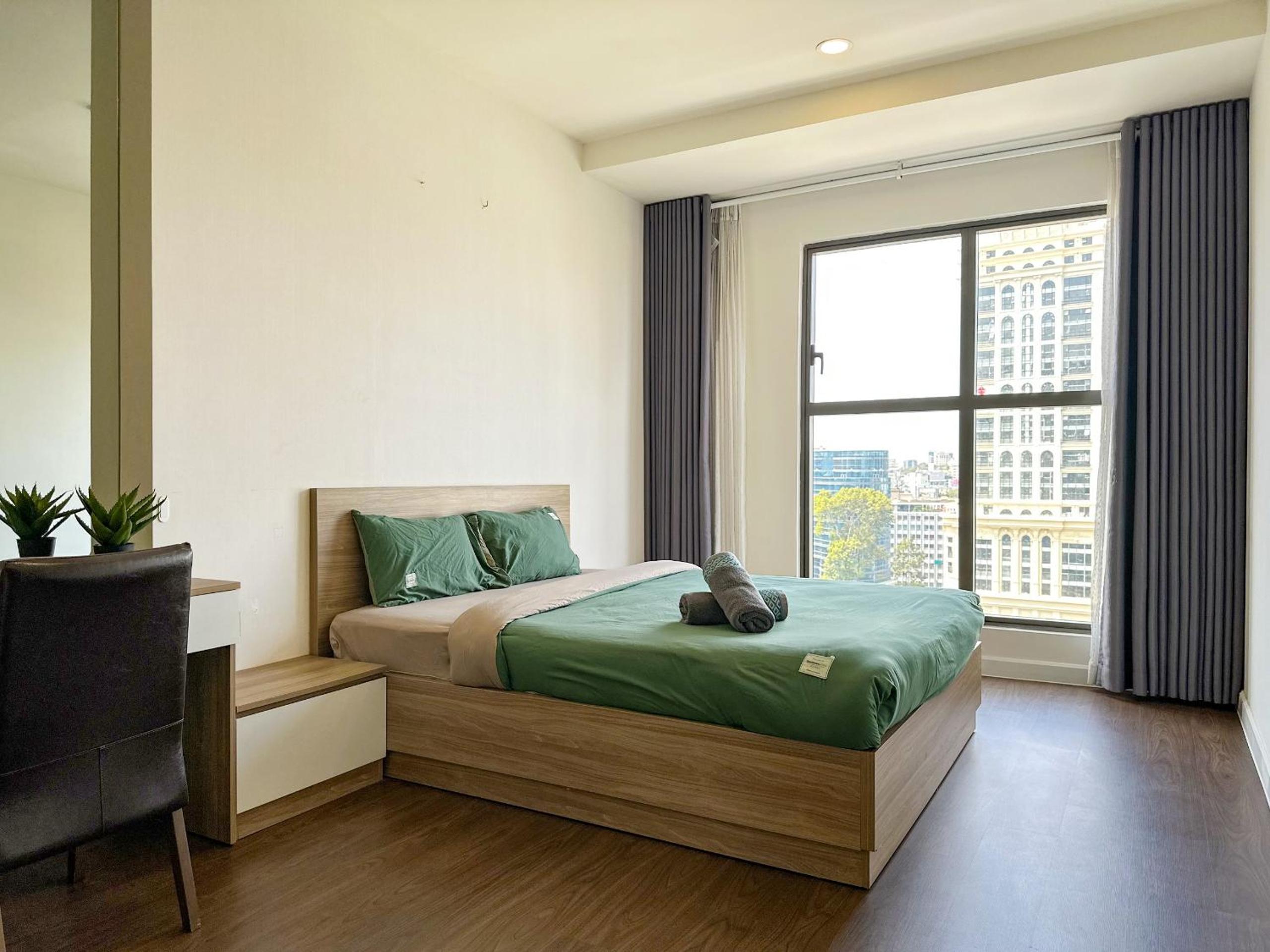 Highend SaigonRoyal 2BR 2WC CityView near BenThanh