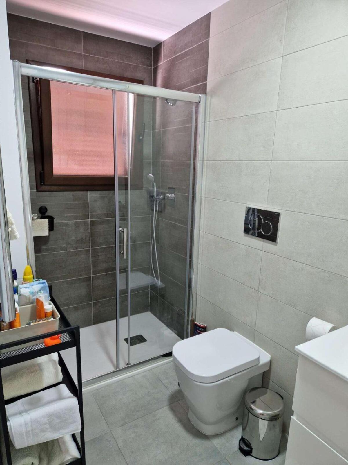 Casa Bienvenidos apartamento con balcon y piscina