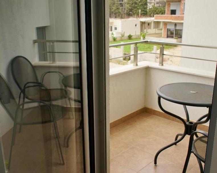 Apartment mit Balkon