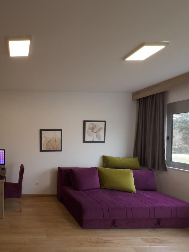 Apartment mit Balkon