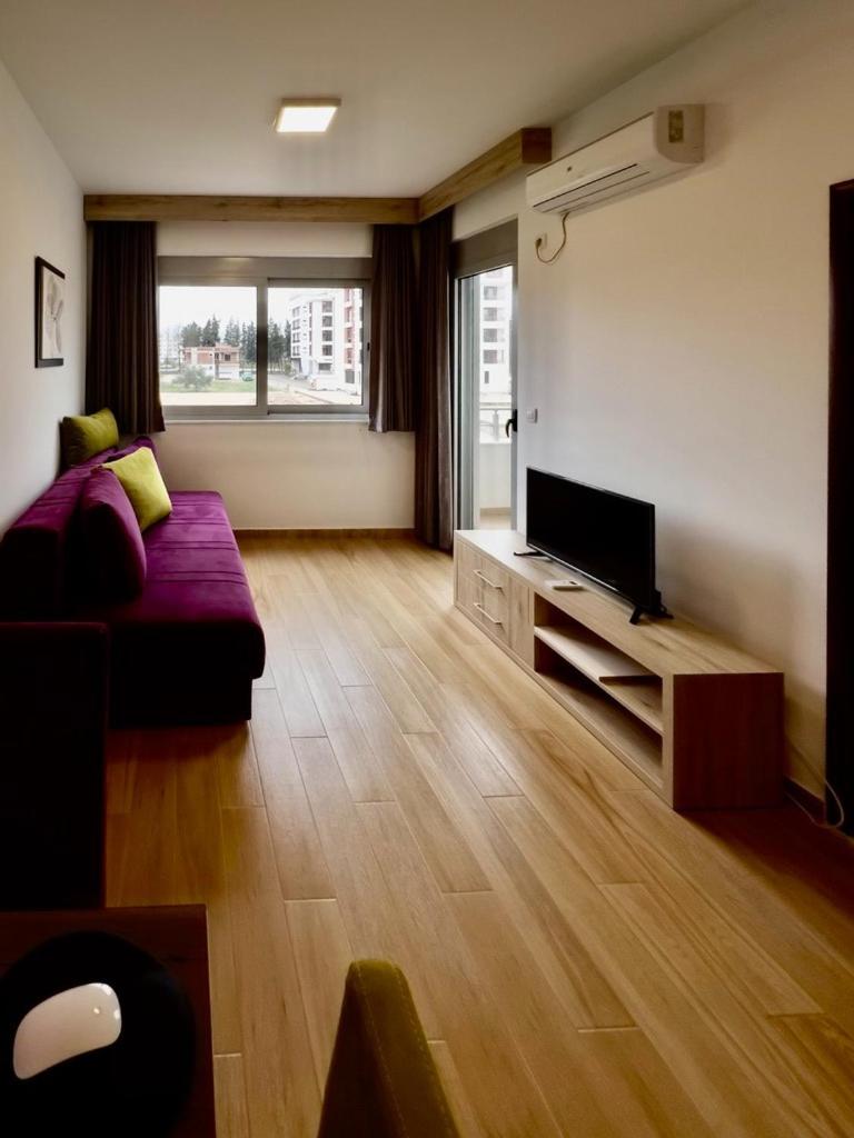 Apartment mit Balkon