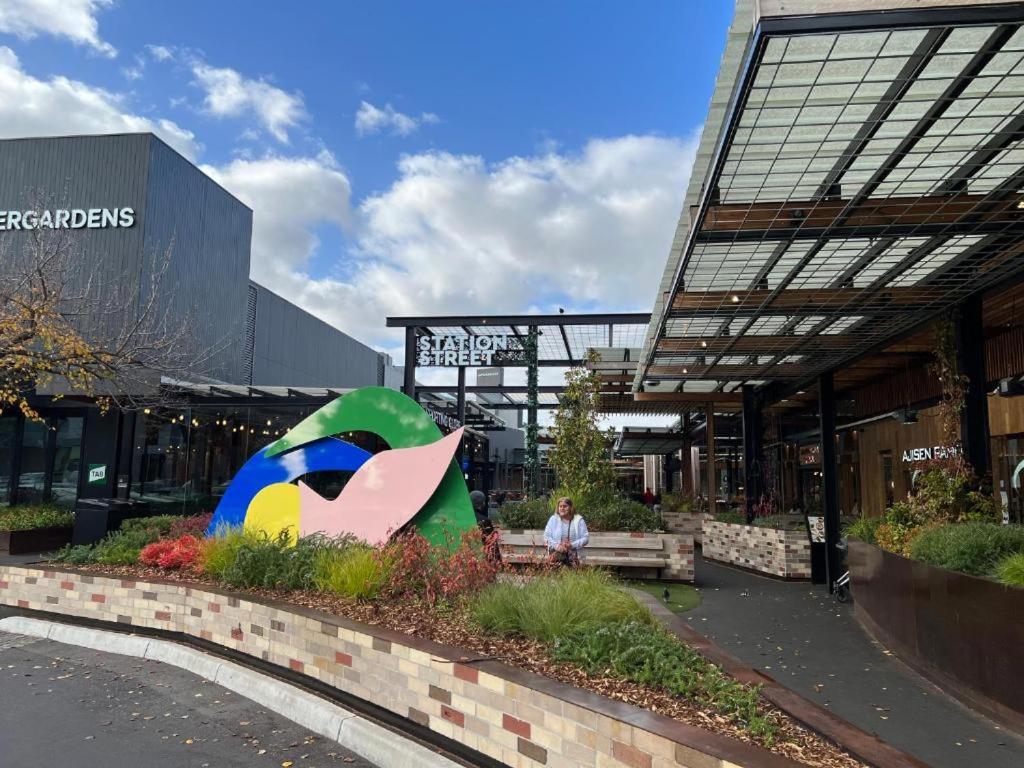 Pleasant Private Room in Taylors Lake Near Melbourne Airport