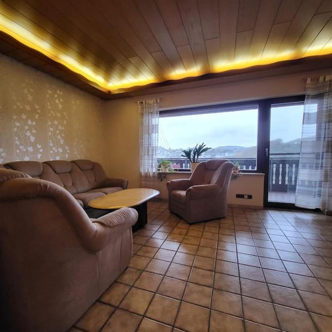 Ferienwohnung Unterm Wald - Pool Garten Panorama - Property Image 1