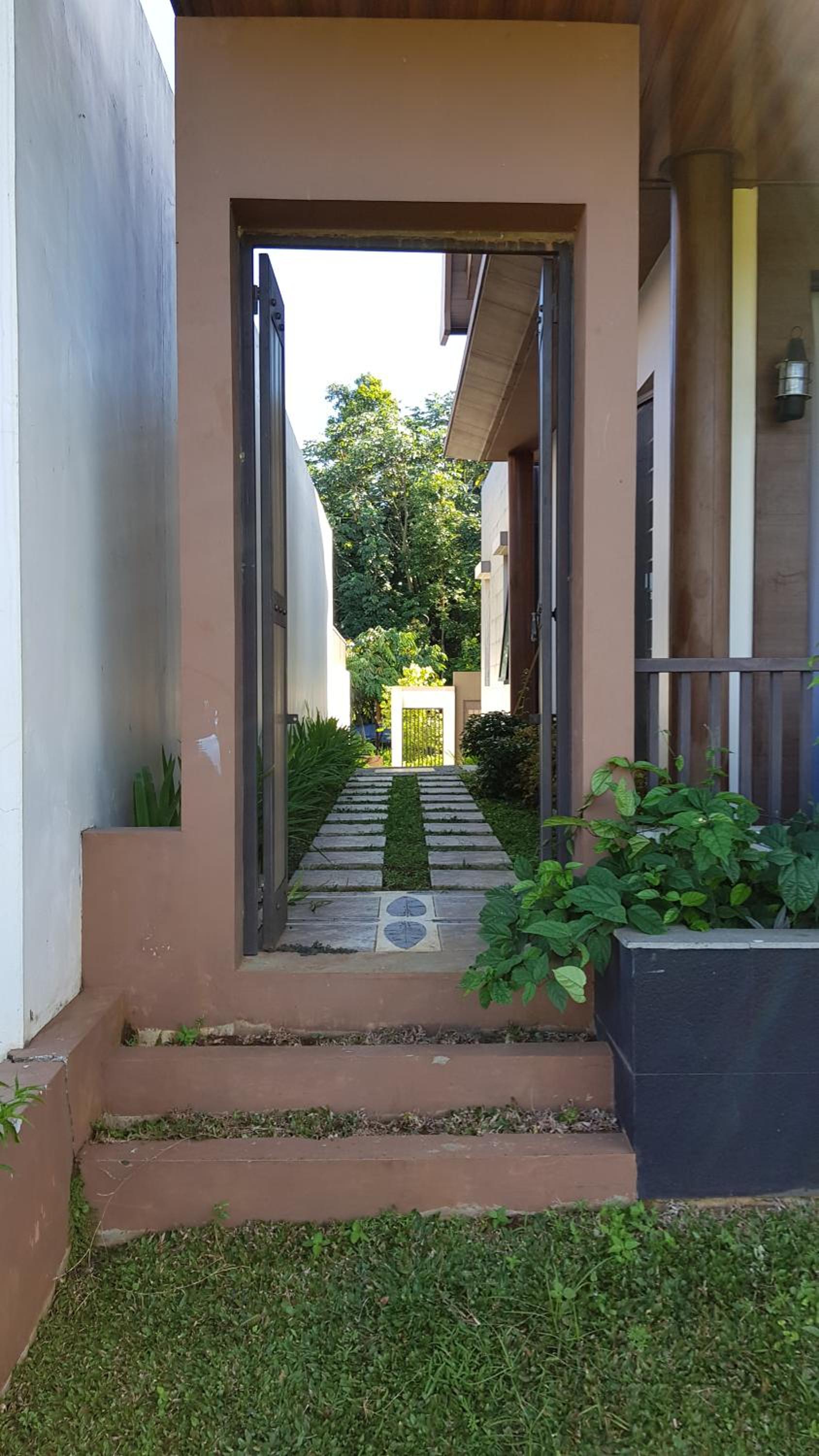 Photo 33