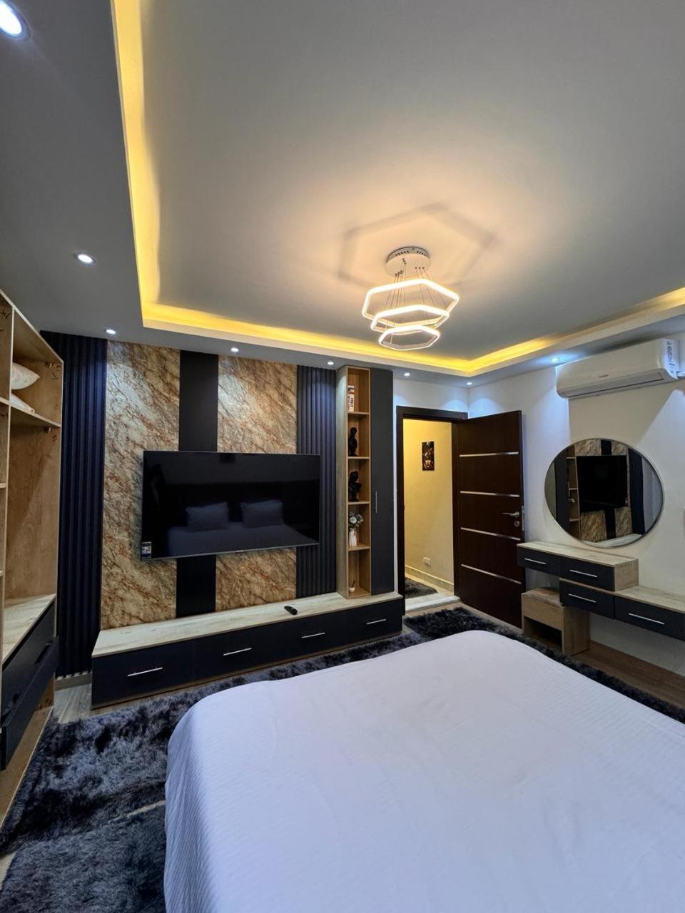 Madienty Central Luxe Studio