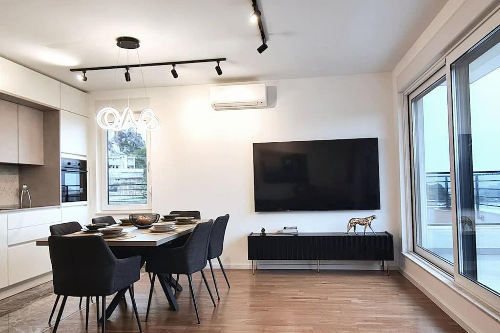 ILARI - luxury 100m2 penthouse, best terrace & view in Split view 5