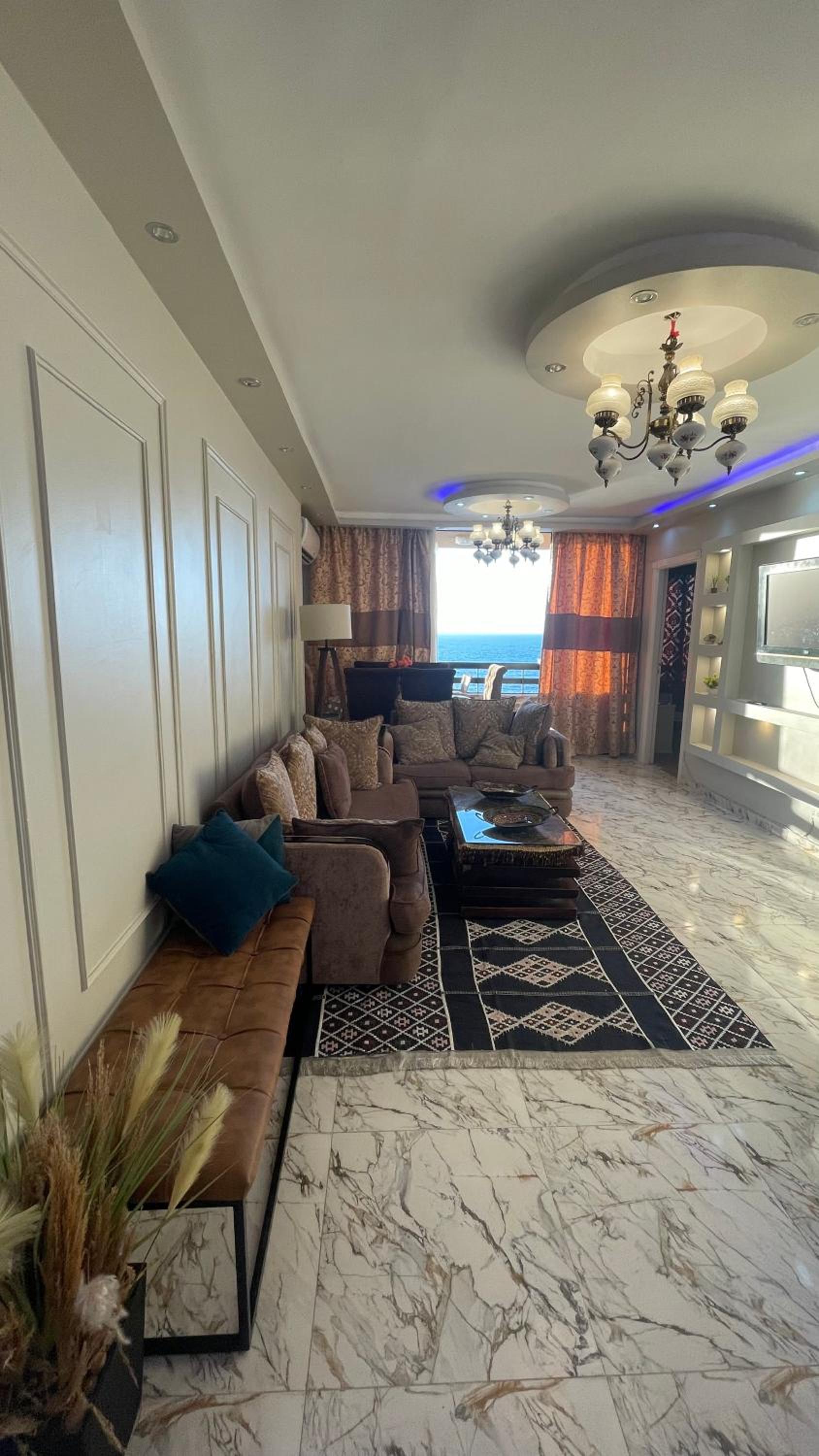 Stunning Seaview Apartment