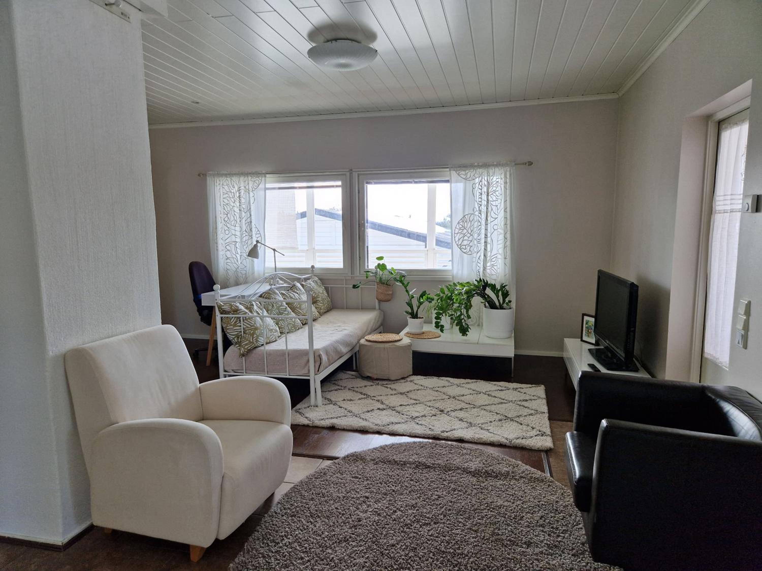Blueberry house with private sauna&free parking