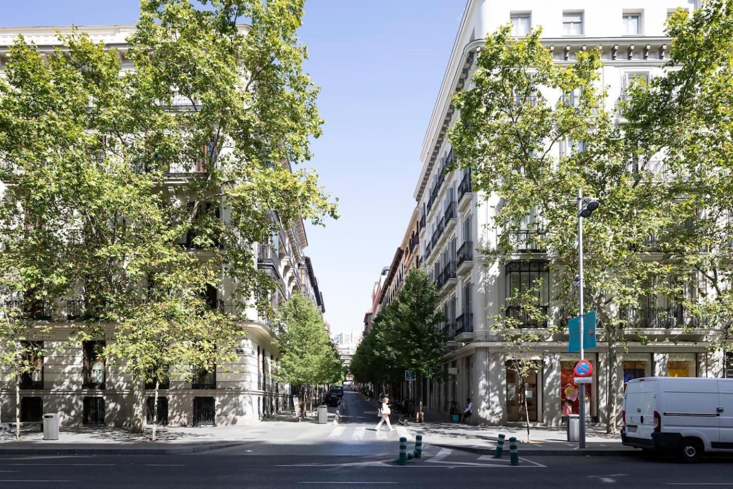 Apartamentos Blume Conde Aranda